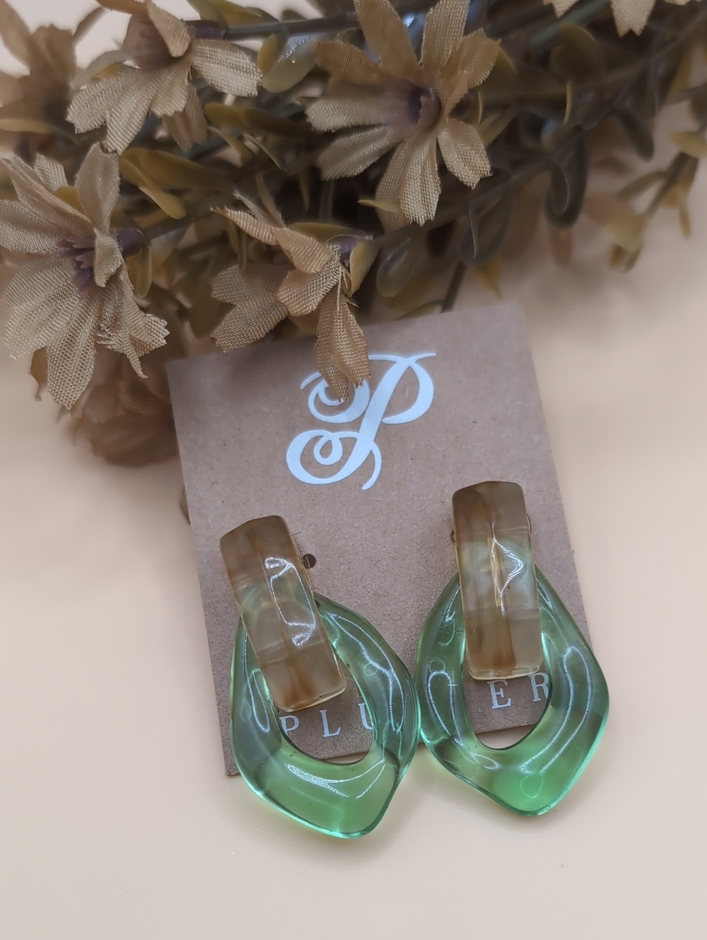 Plunder Design Jewelry Green & Amber Acrylic Drop Dangle Earrings NWOT